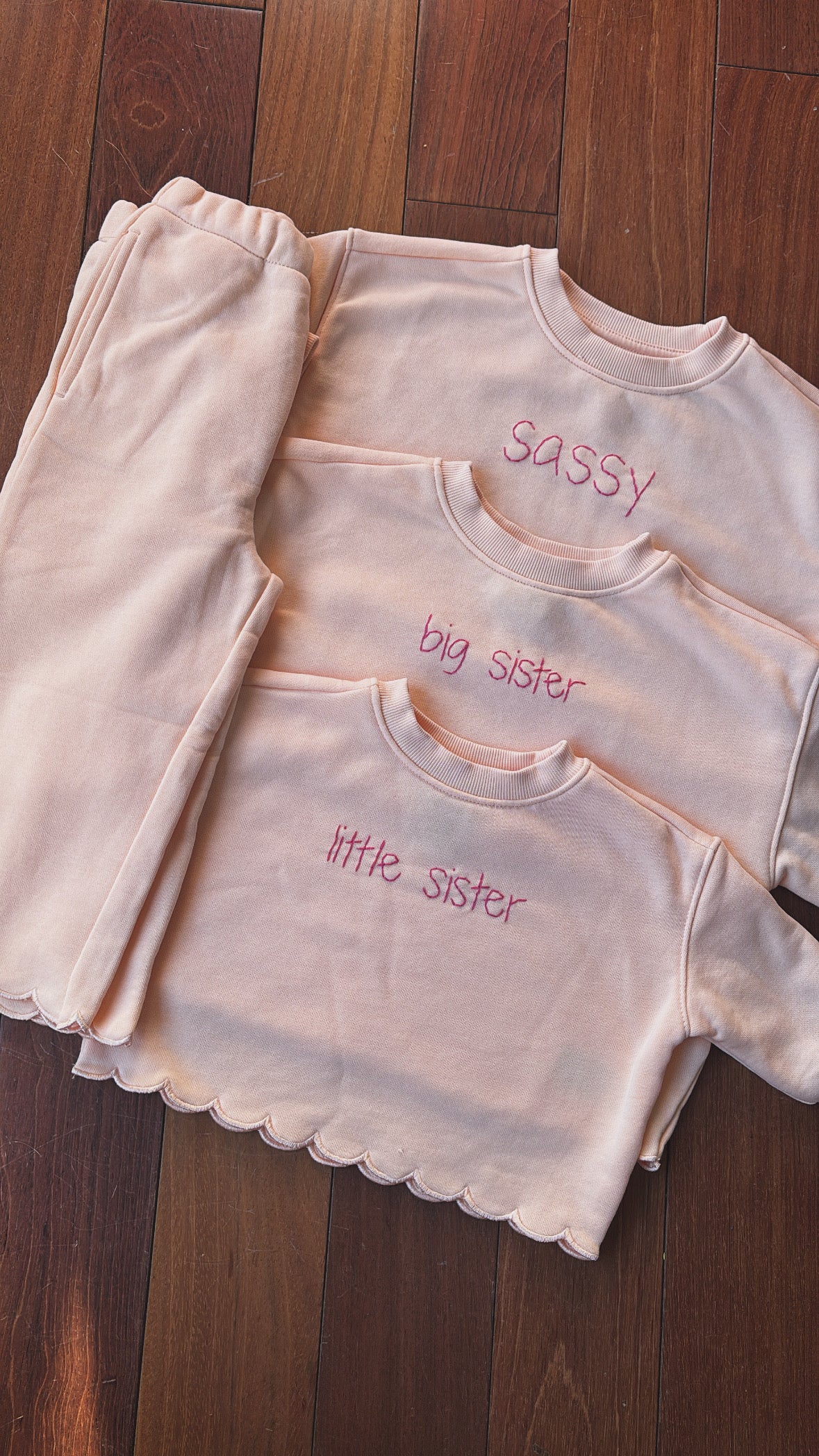 peachy scalloped edge pullover + pant set